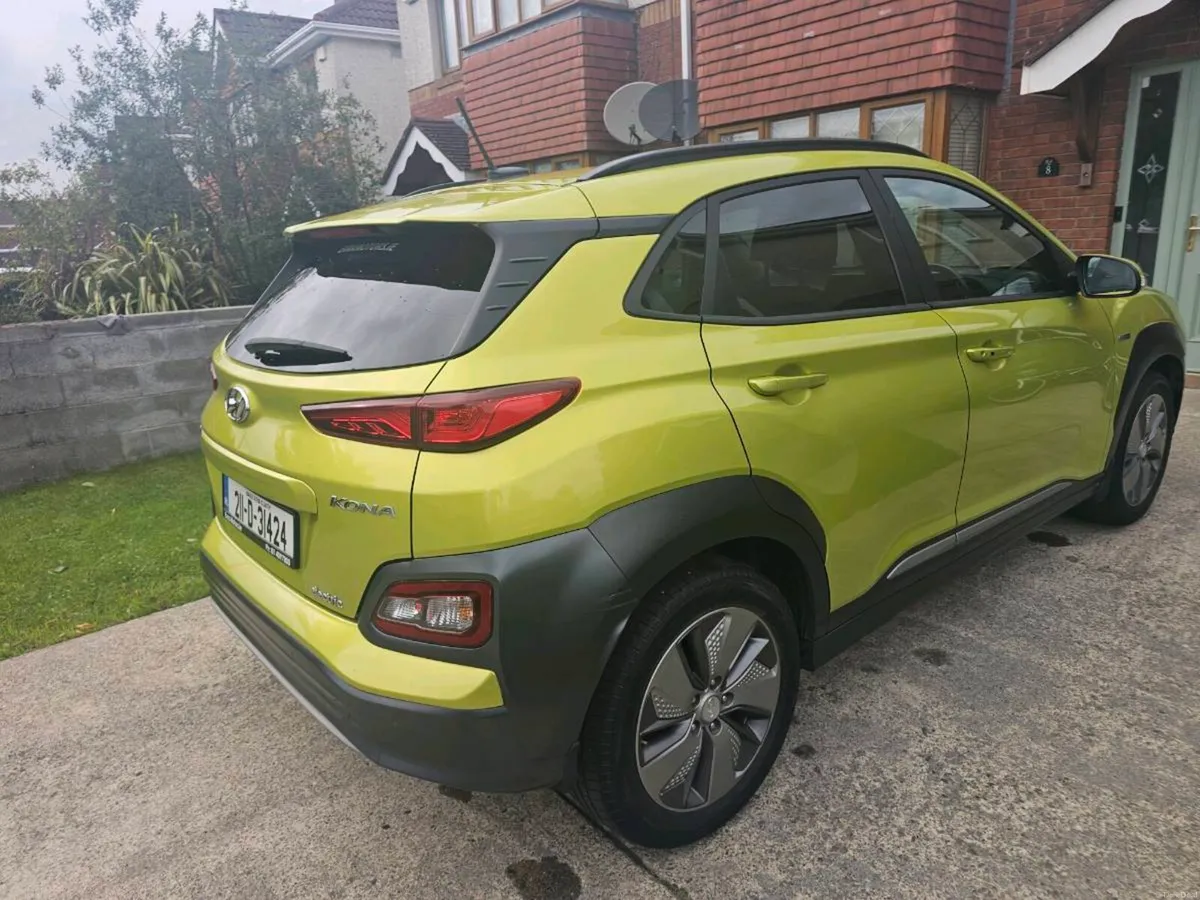 2021 hyundai kona 64kw long range low mileage - Image 5