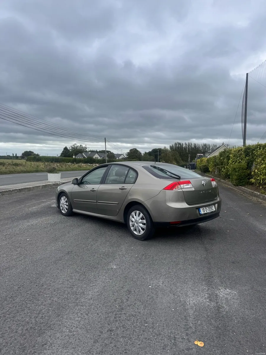 2010 Renault Laguna For Sale - Image 2