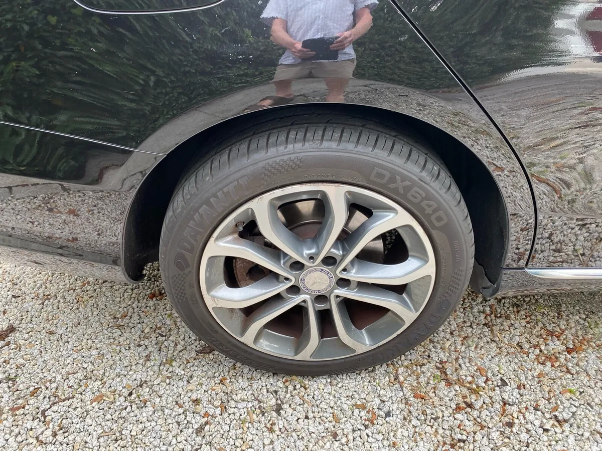 Car - Image 5