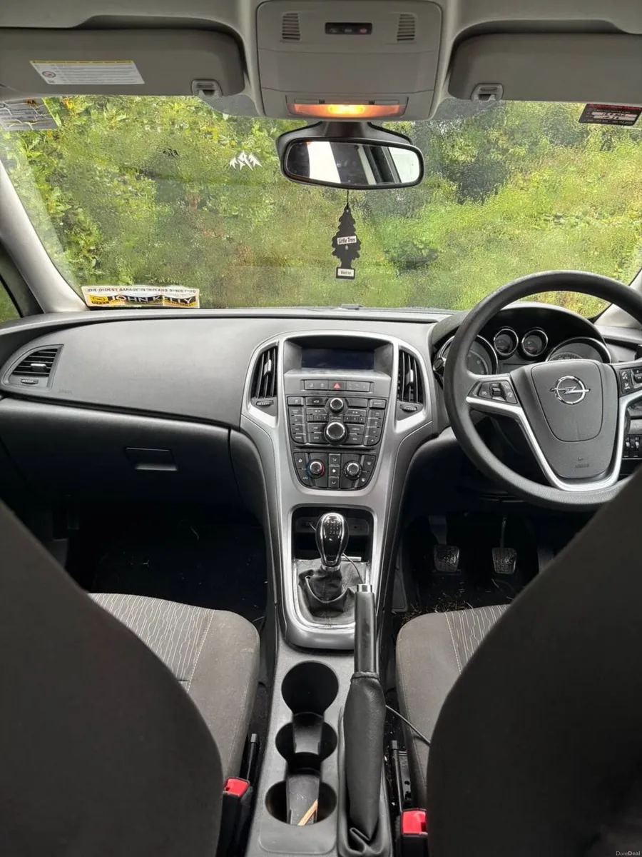 Opel Astra 2017 - Image 6