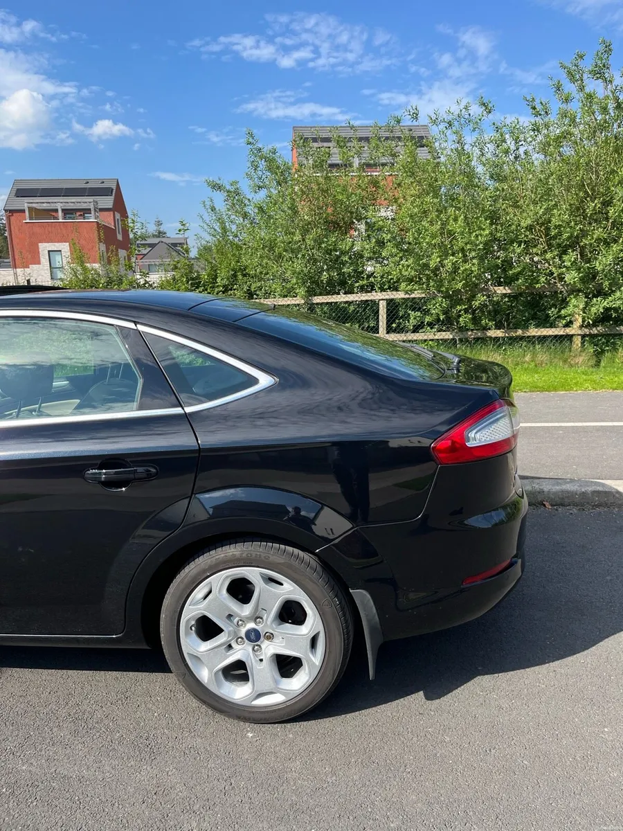 Ford mondeo titanium (RARE SPEC) - Image 6
