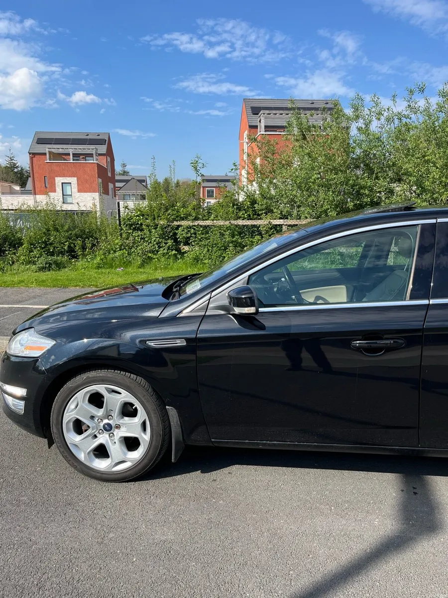 Ford mondeo titanium (RARE SPEC) - Image 5
