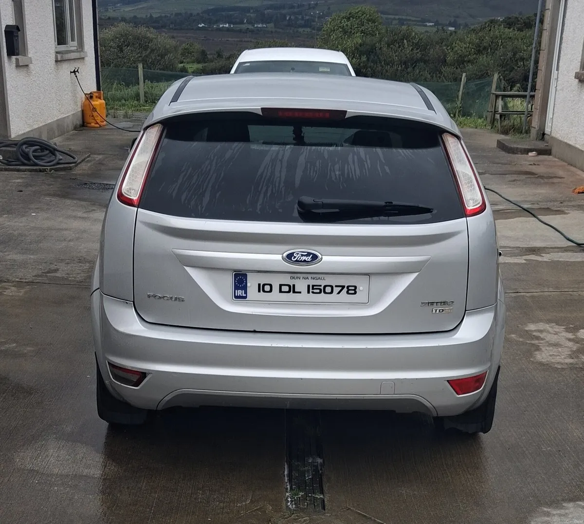 Ford Focus (Read Description) - Image 4