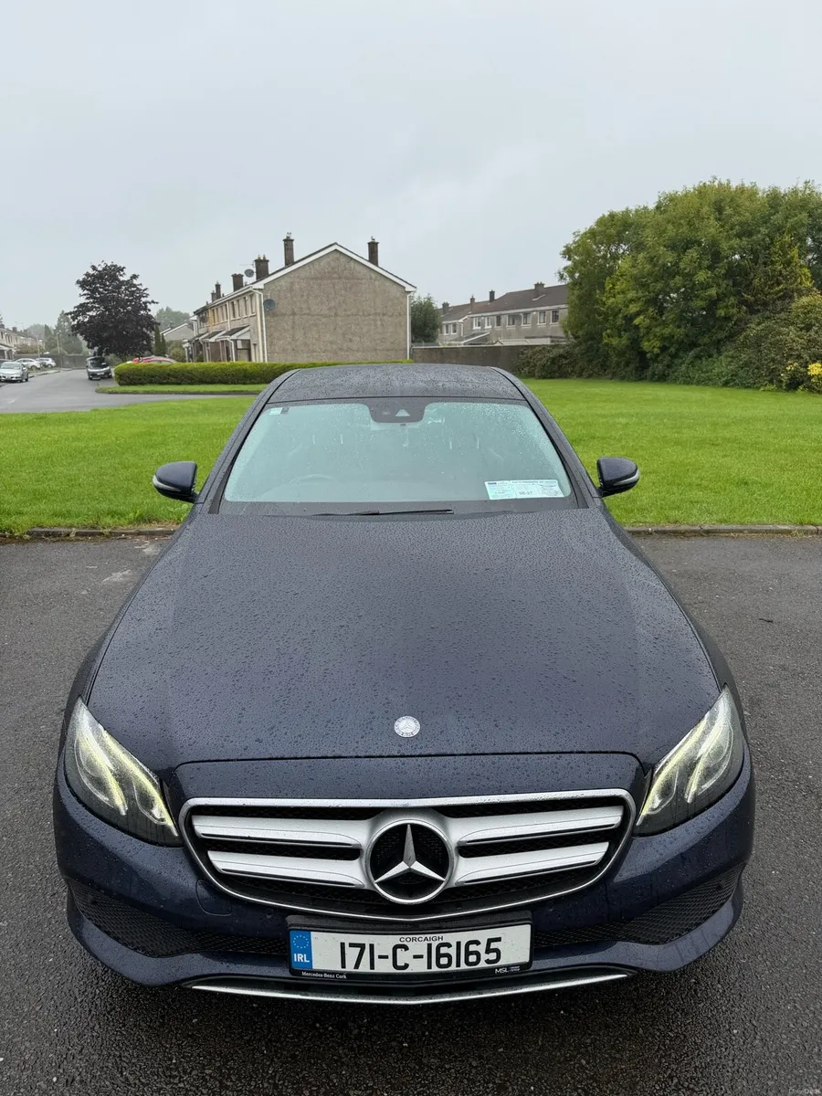 2017 Mercedes-Benz E220d 2.0 Diesel Automatic. - Image 2