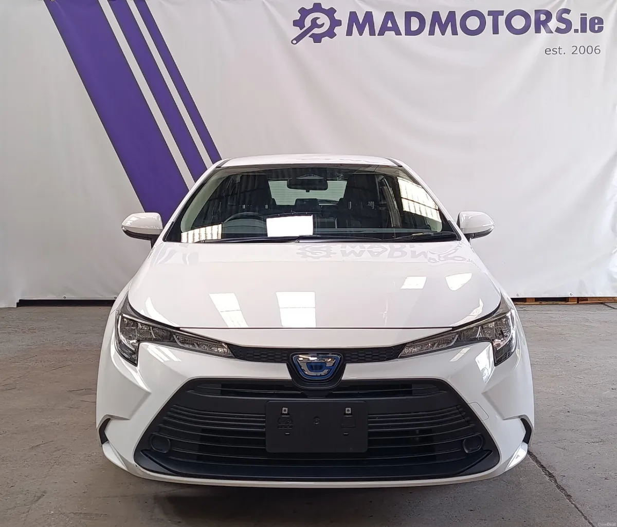 2023 (2yr Warranty) 1.8 Petrol Hybrid Automatic - Image 2
