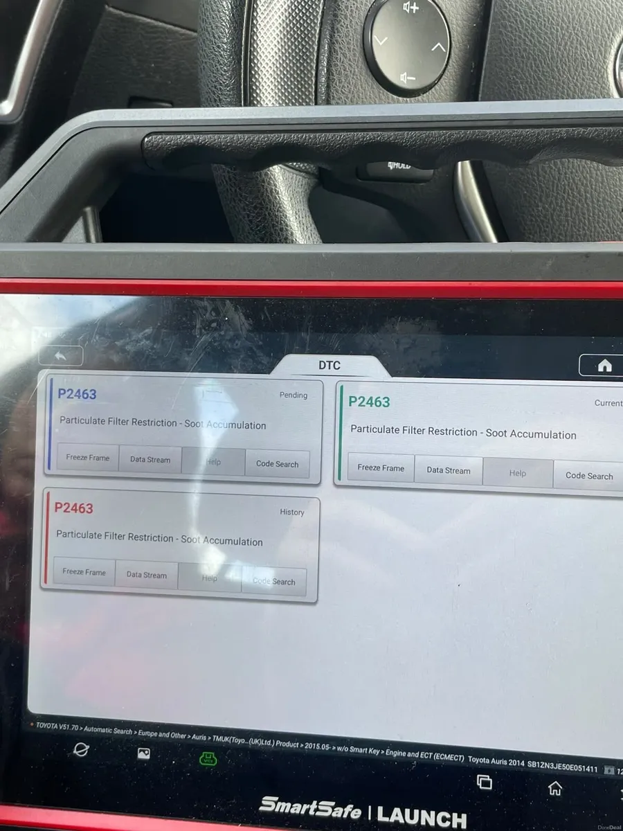 Toyota Auris Estate 2015 - Image 2
