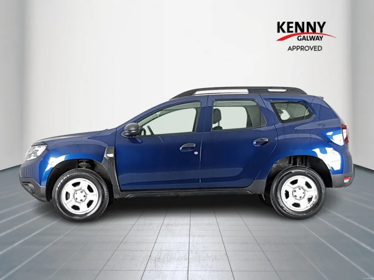 Dacia Duster ESSENTIAL BLUE DCI 115 4DR - Image 4