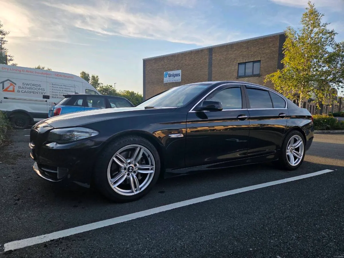 Bmw 5 series - Image 2