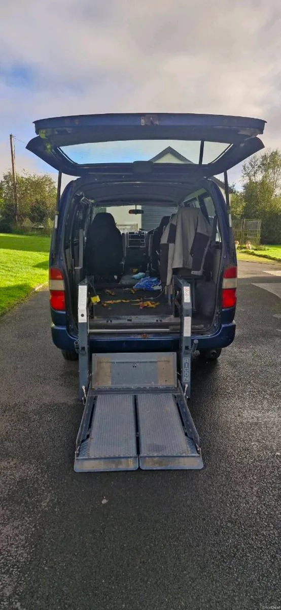 Toyota Hiace - Image 6