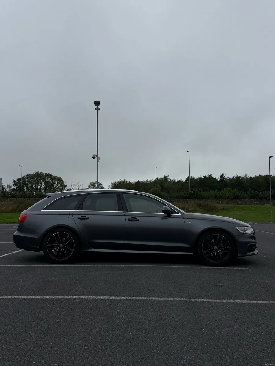 Audi A6 S Line 2.0 TDI Avant Panoramic Glass Roof - Image 4