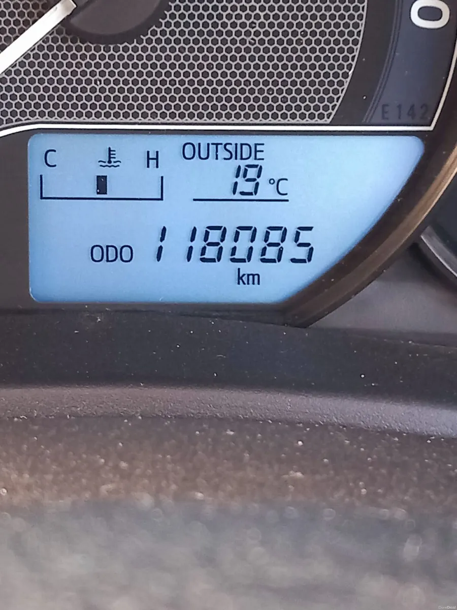Toyota Auris 2013 - Image 5