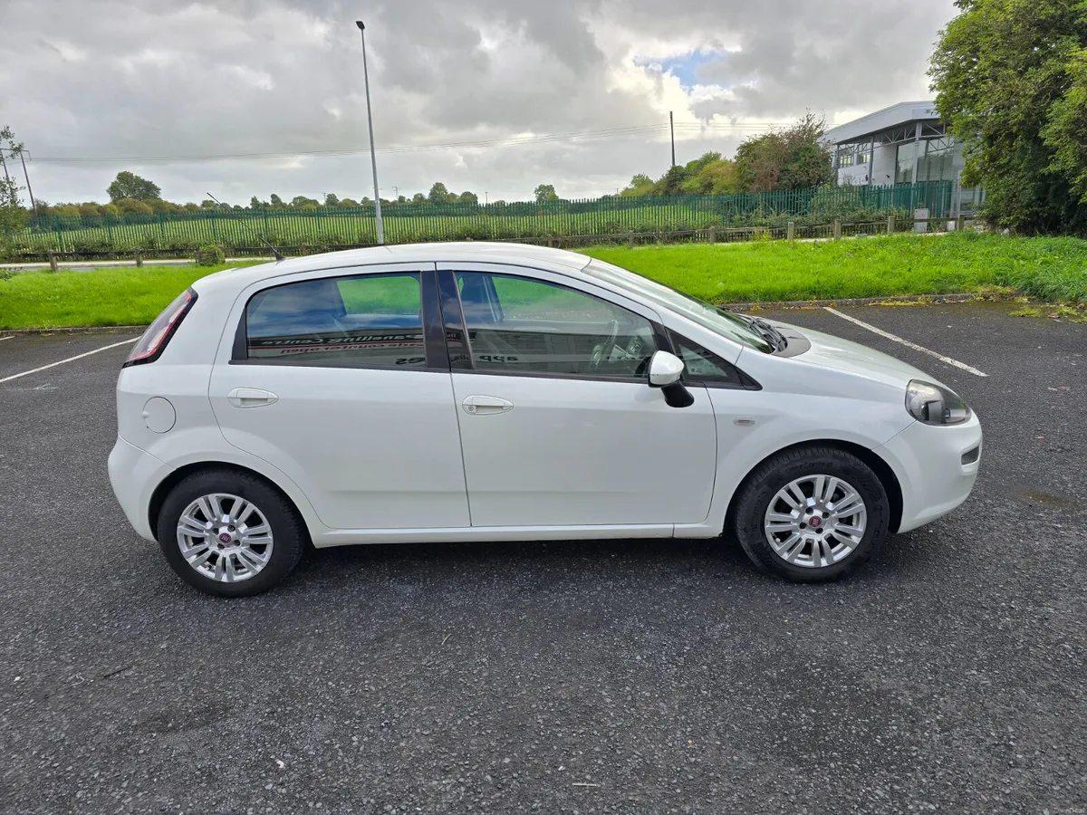 2014 Fiat Punto  1.2 Petrol - Image 2