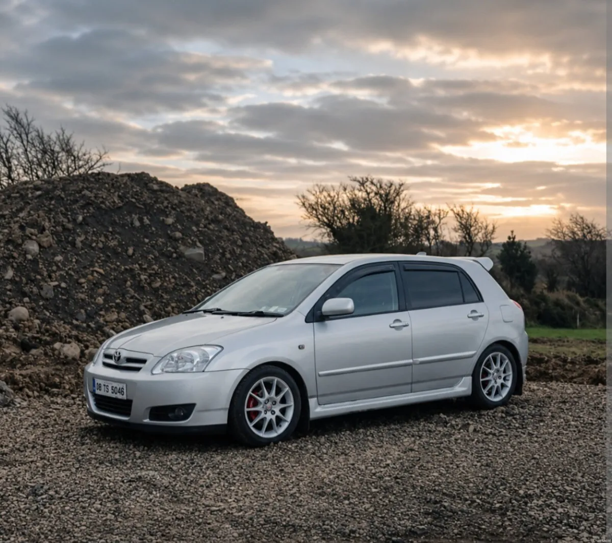 Toyota corolla - Image 1