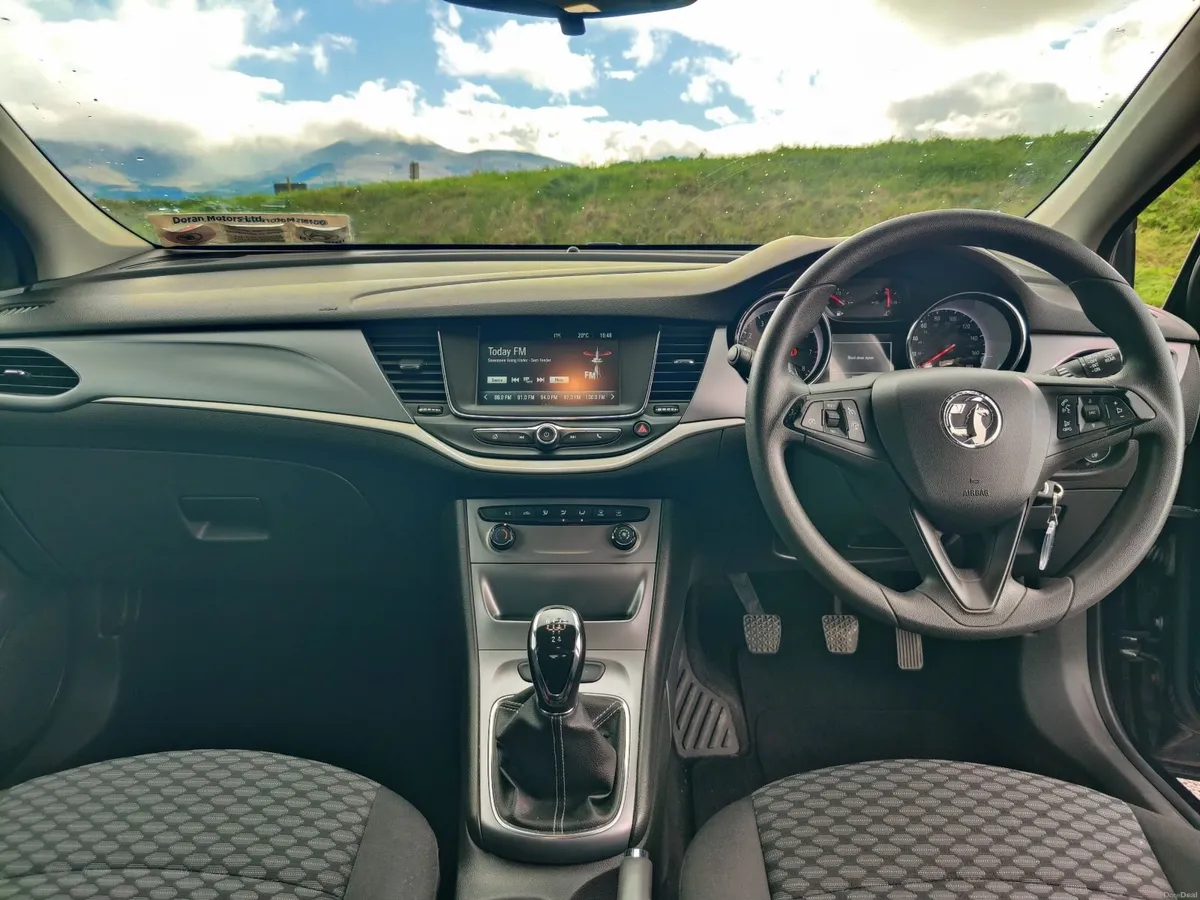 REDUCED!!Astra Elite.FULL SERVICE HISTORY - Image 6