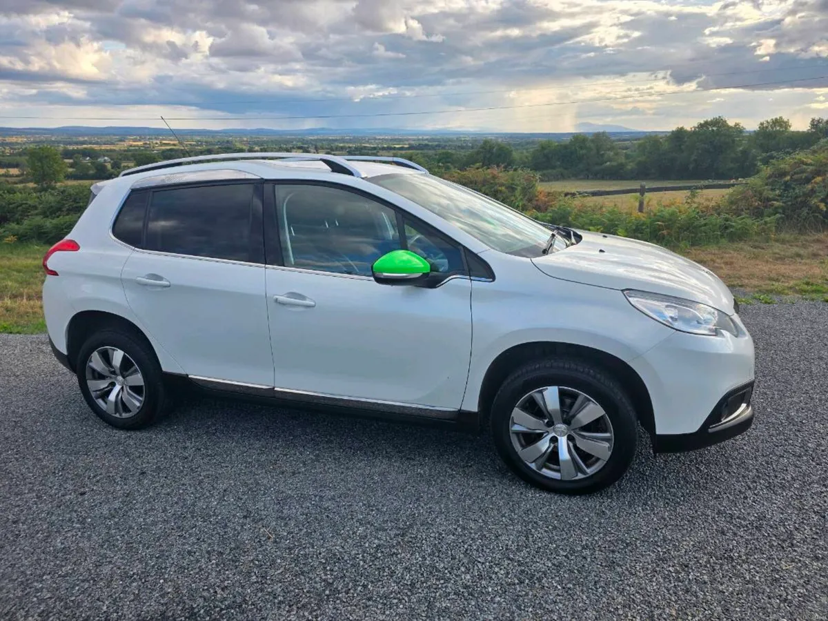 Peugeot 2008 - Image 3