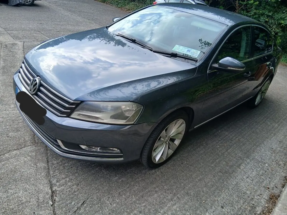 2013 Volkswagen Passat NEW NCT - Image 2