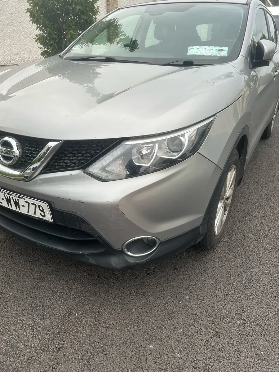 2015 Nissan Qasqhai - Image 2