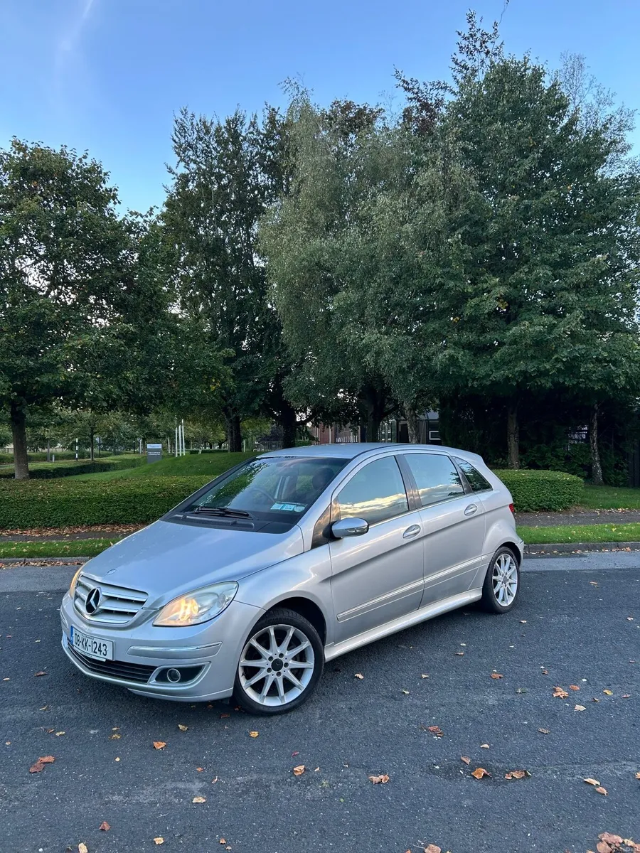 Mercedes-Benz B150 W245 - Image 1
