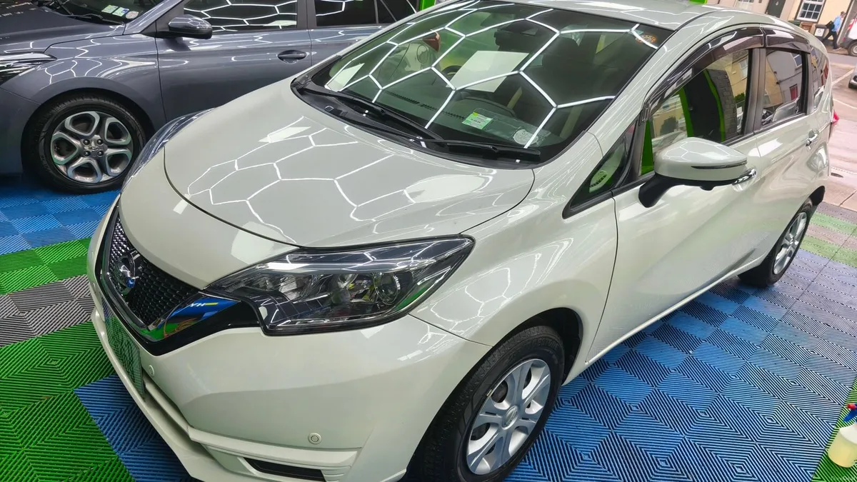 Car - Image 2
