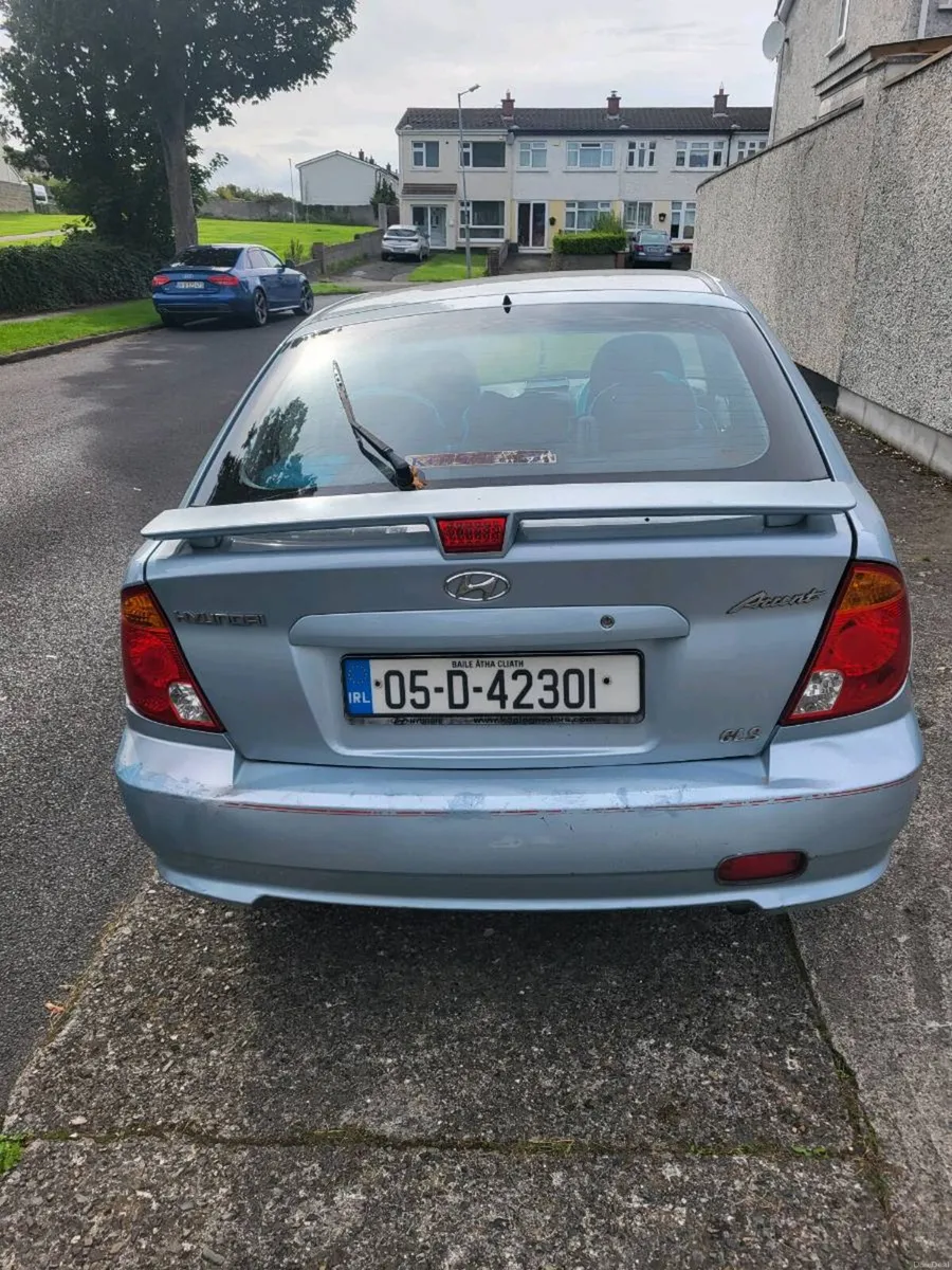 hyundai accent automatic 2005 - Image 2