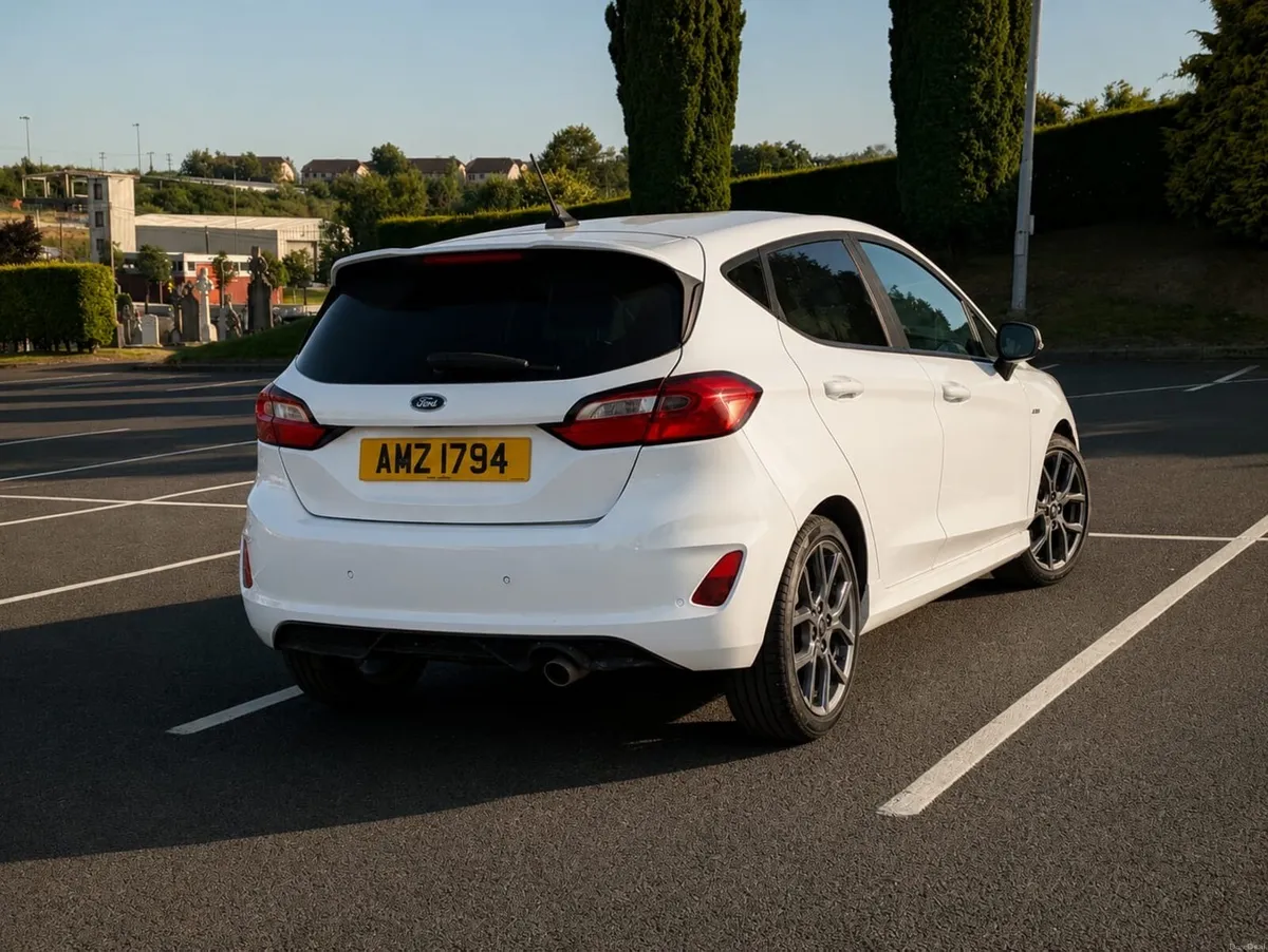 2023 Ford fiesta st line - Image 4