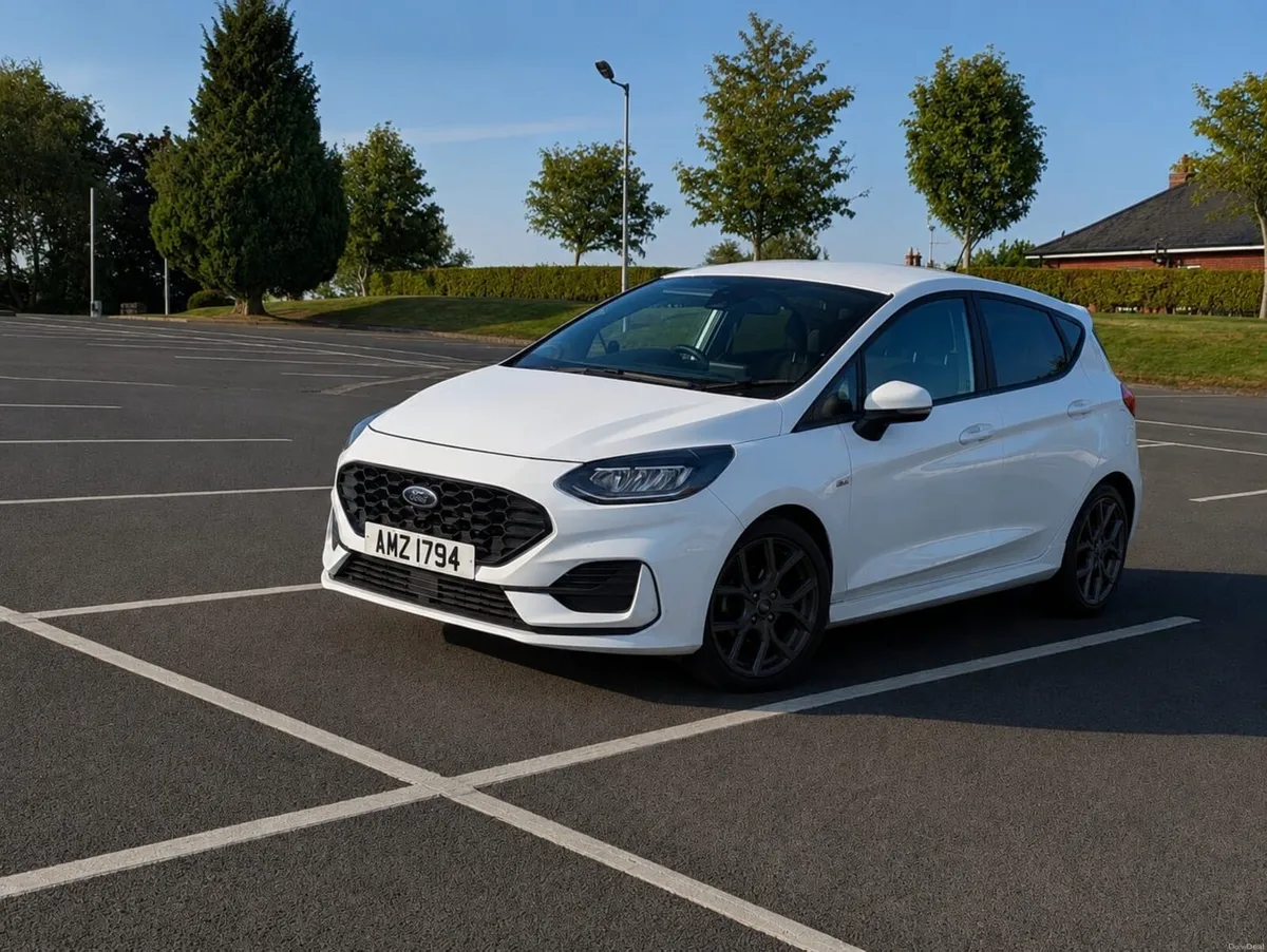 2023 Ford fiesta st line - Image 2