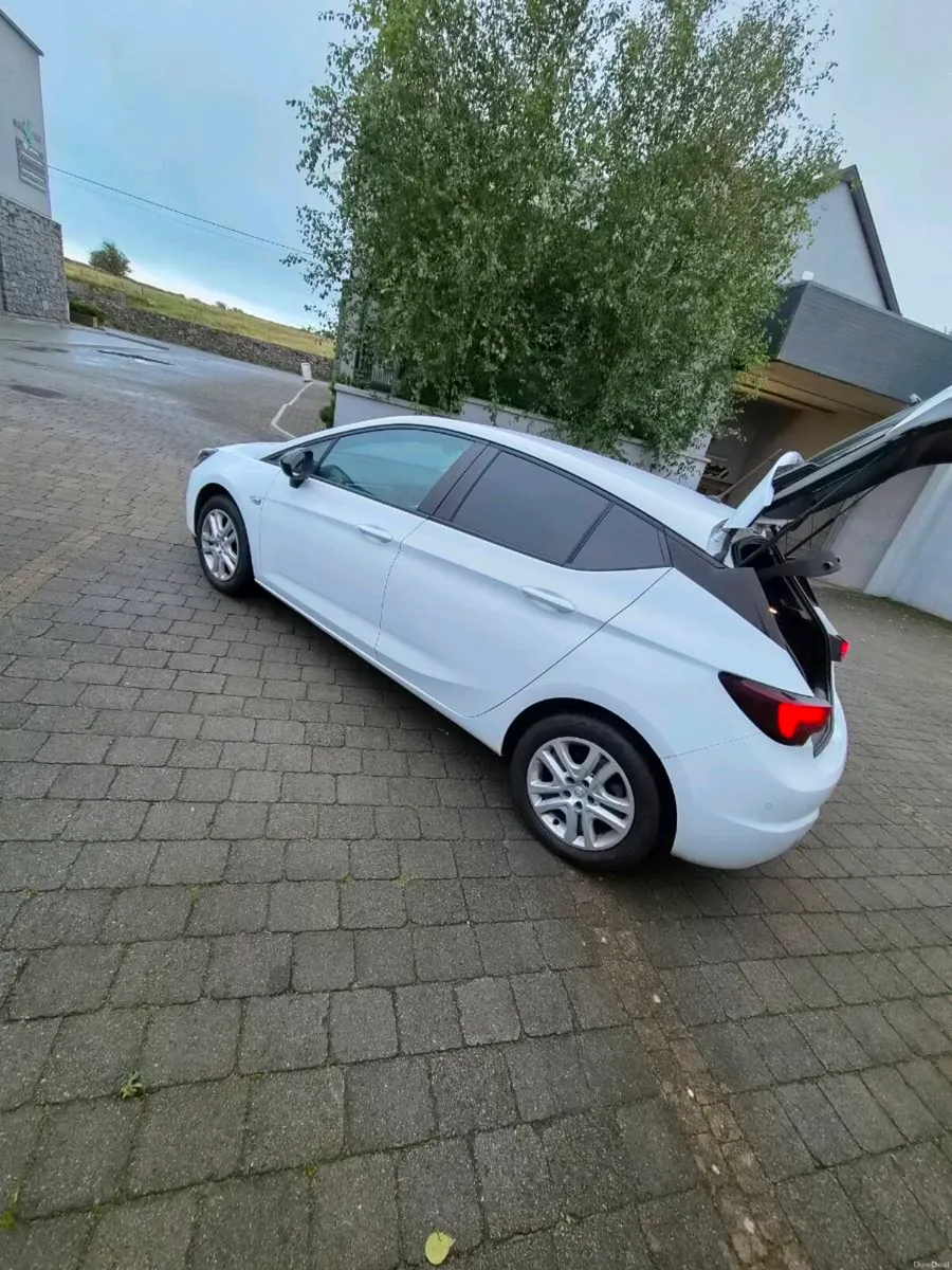 Opel astras van - Image 4