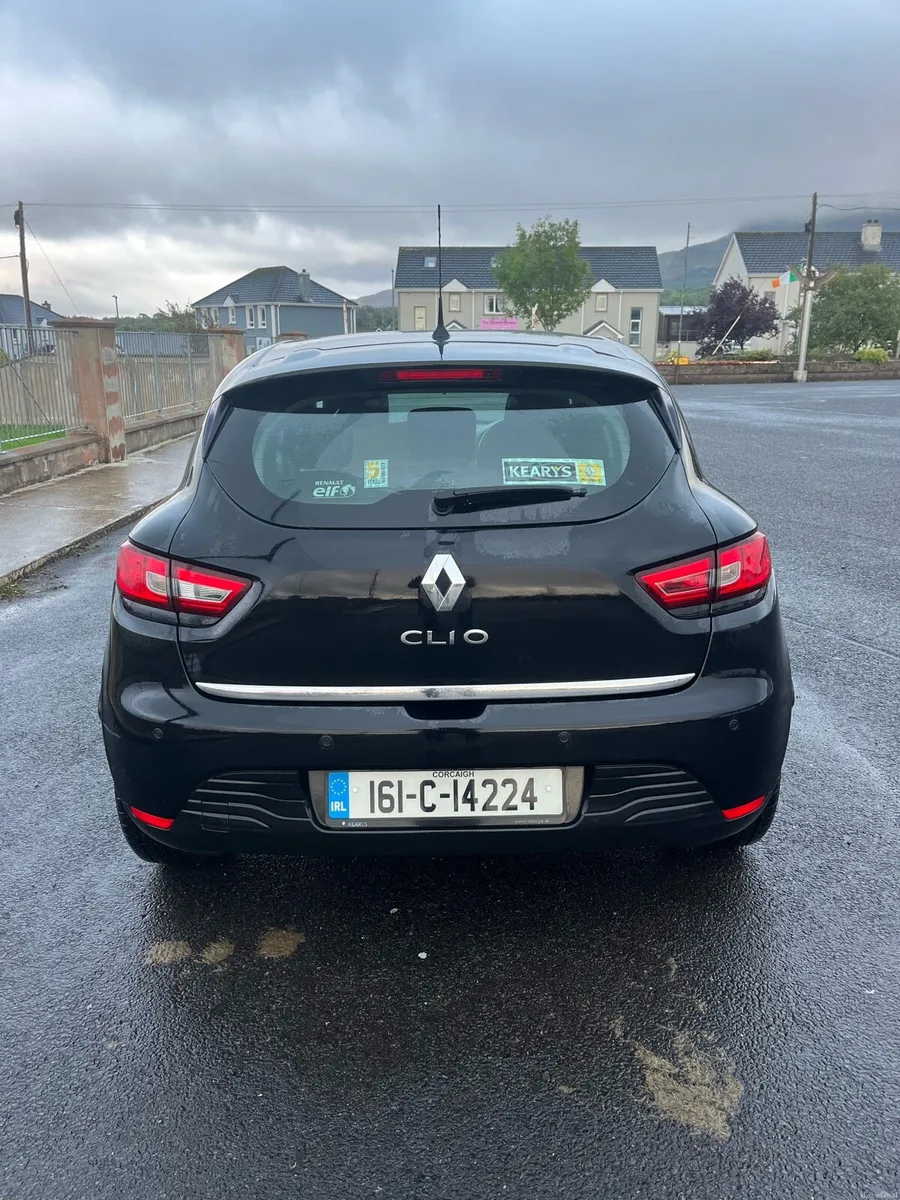 Renault Clio 2016 1.1L Petrol 101,900km - Image 5