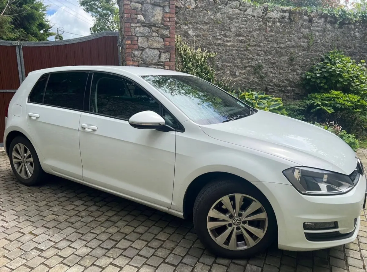 Volkswagen Golf 2017 - Image 1