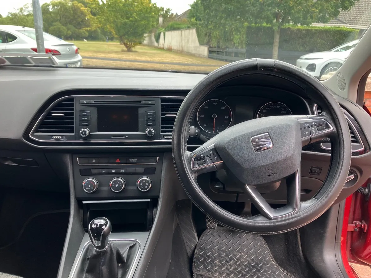 SEAT Leon 2015 - Image 4