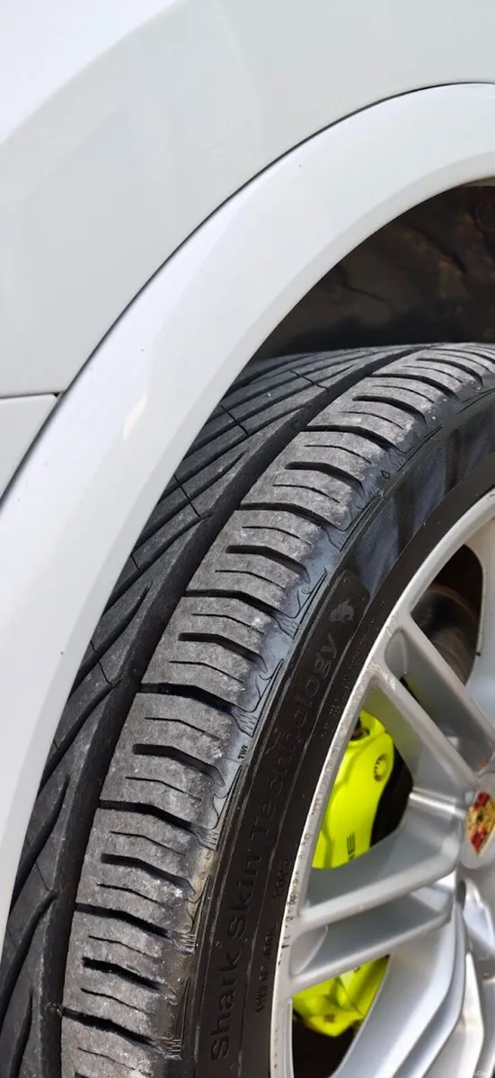 Porsche Cayenne S E-Hybrid 2016 hi-sepc - Image 5