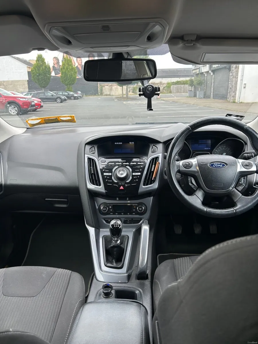 Ford Focus 2012 - Image 3