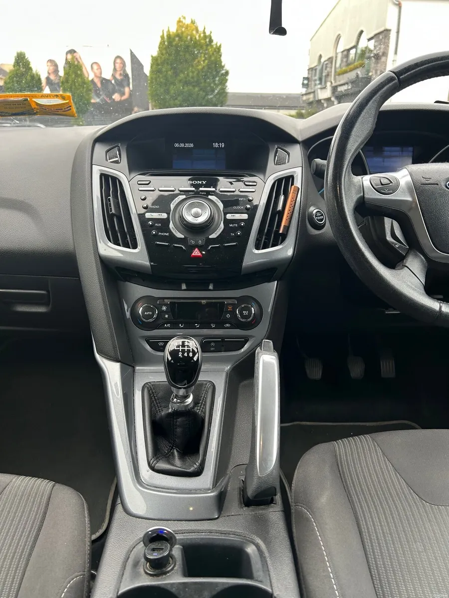 Ford Focus 2012 - Image 6