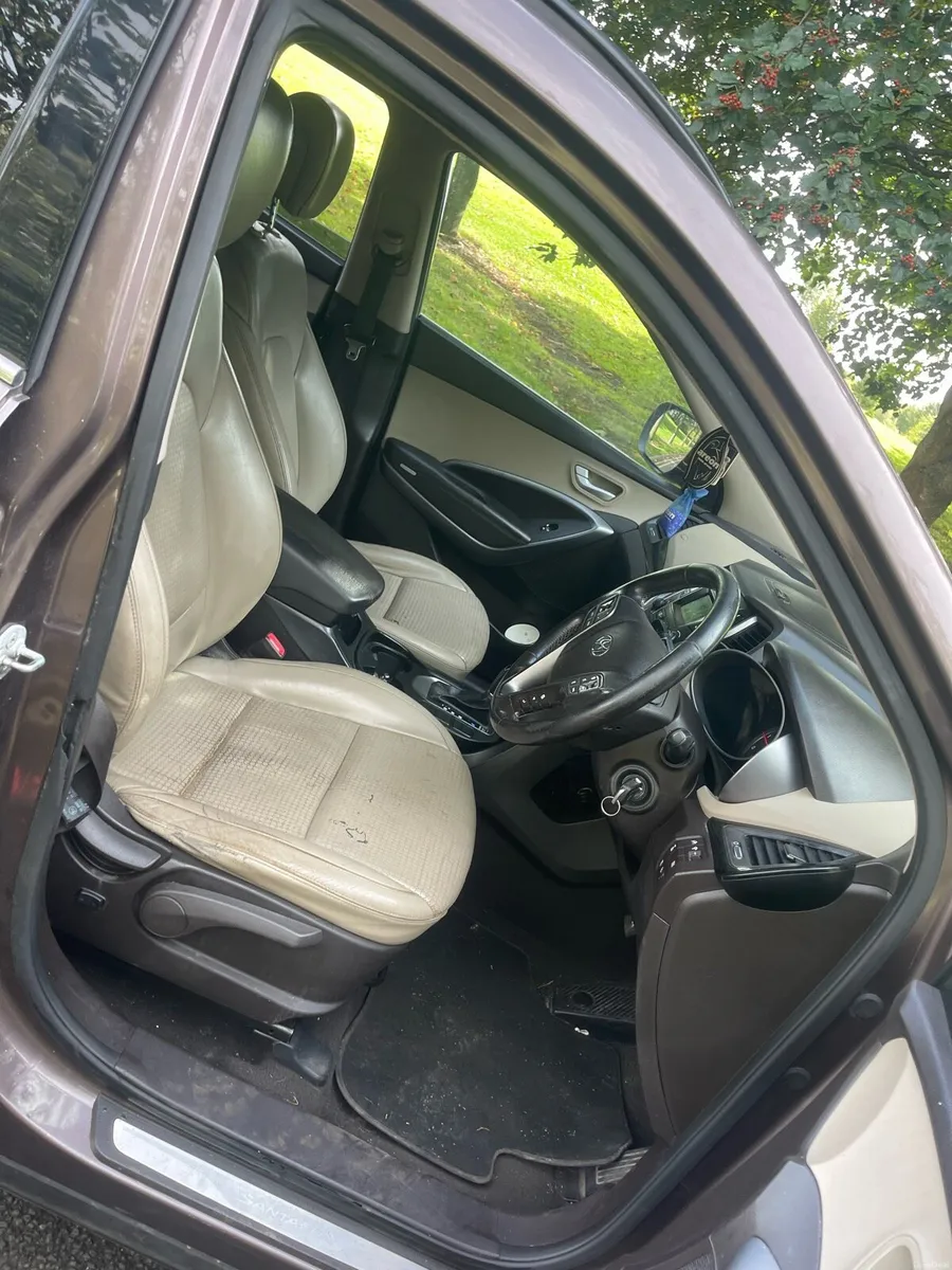 2013 Hyundai Santafe - Image 6