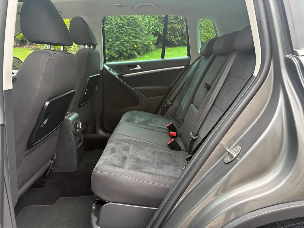 Volkswagen Tiguan 2015 - Image 4