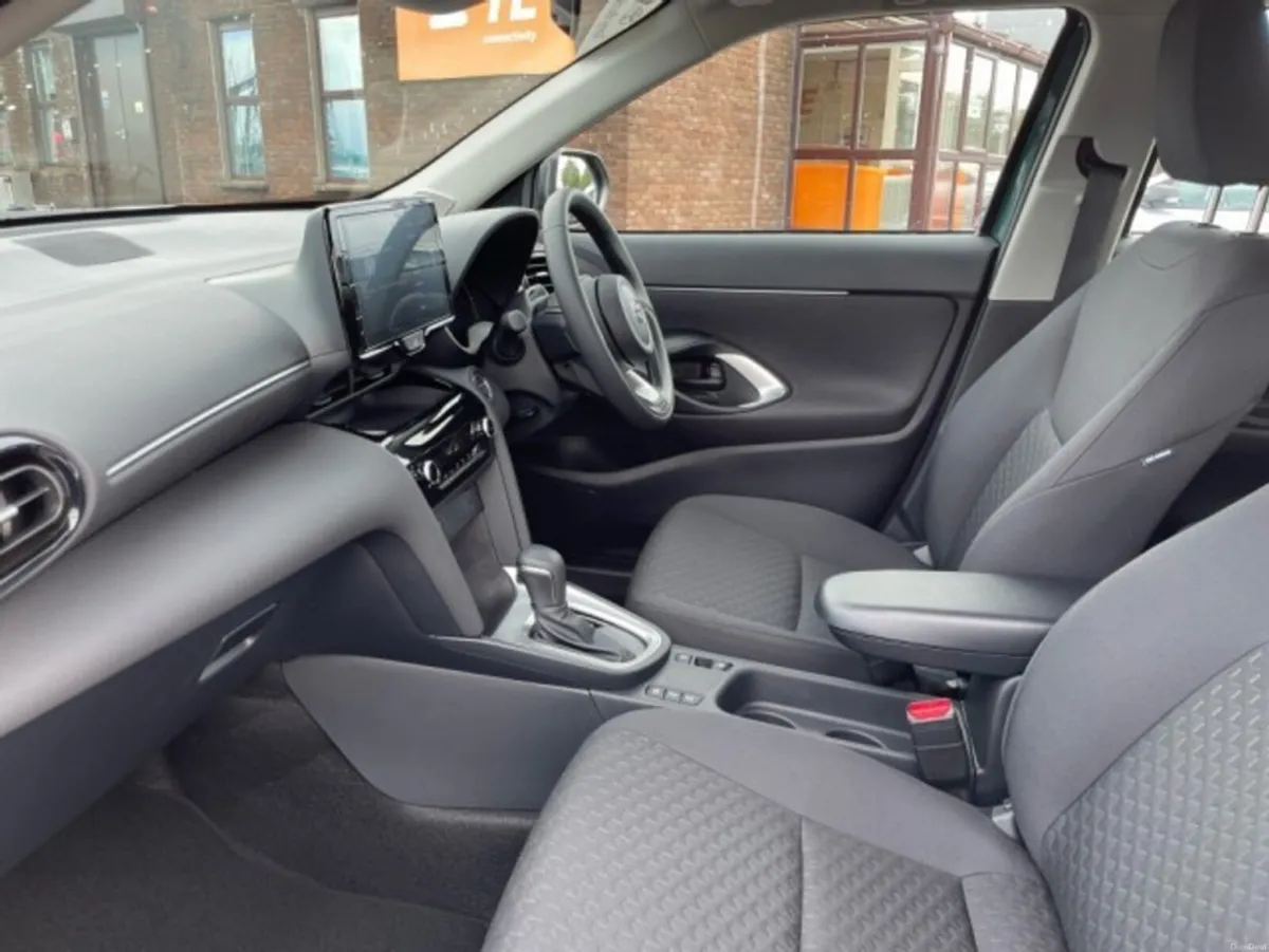 Toyota Yaris Cross - Luna - 1.5 Hybrid – Aut - Image 6