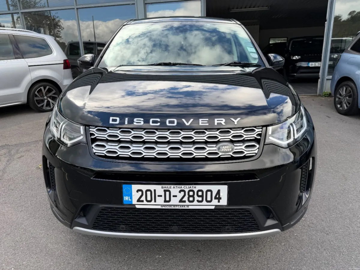 Land Rover Discovery Sport 2.0 D  7 SEATS D180 AWD - Image 2