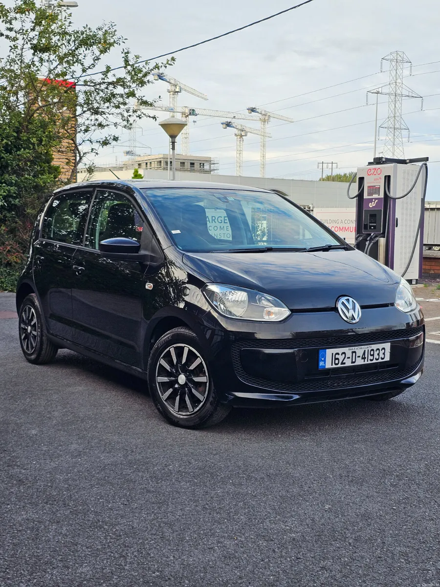 Volkwagen Up 2016  Automatic - Image 4