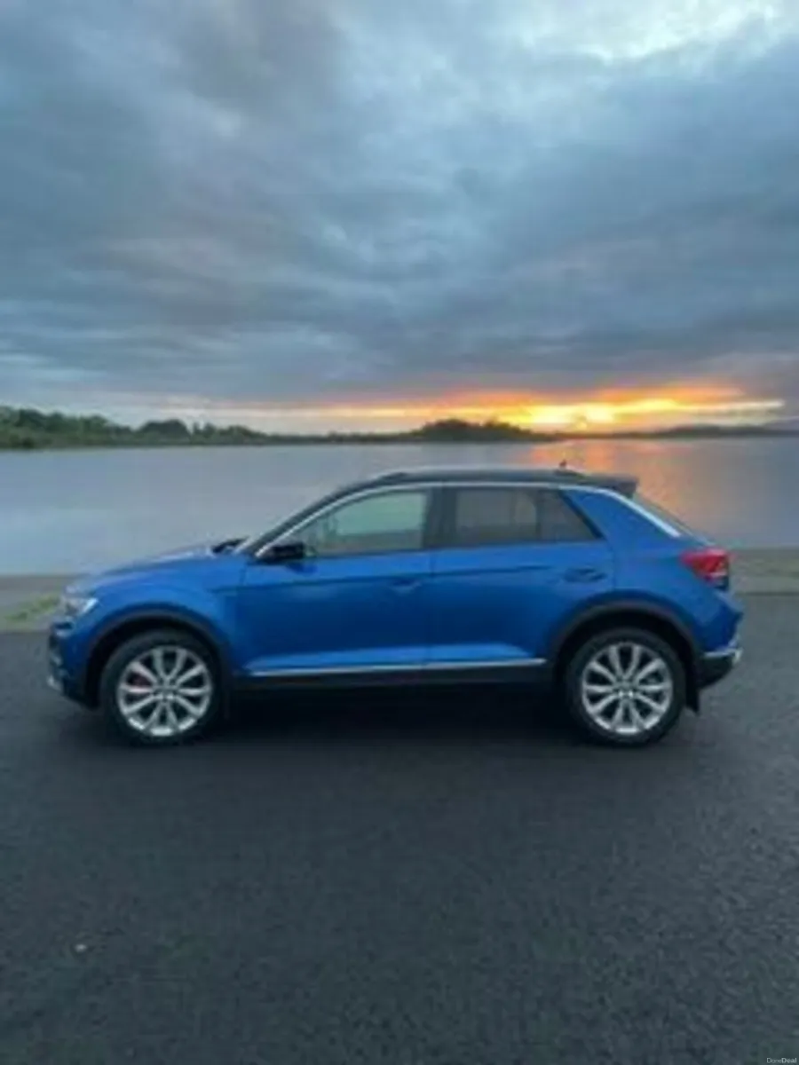 Volkswagen T-Roc 2018  SPORT 1.5TSI 150HP - Image 2