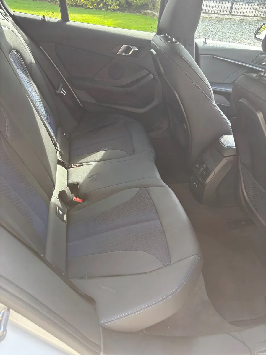 BMW 1-Series 2024 - Image 3