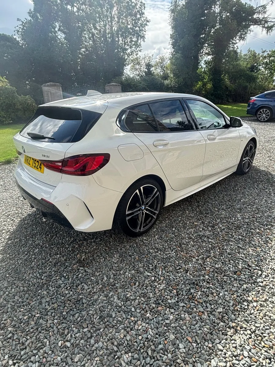 BMW 1-Series 2024 - Image 4