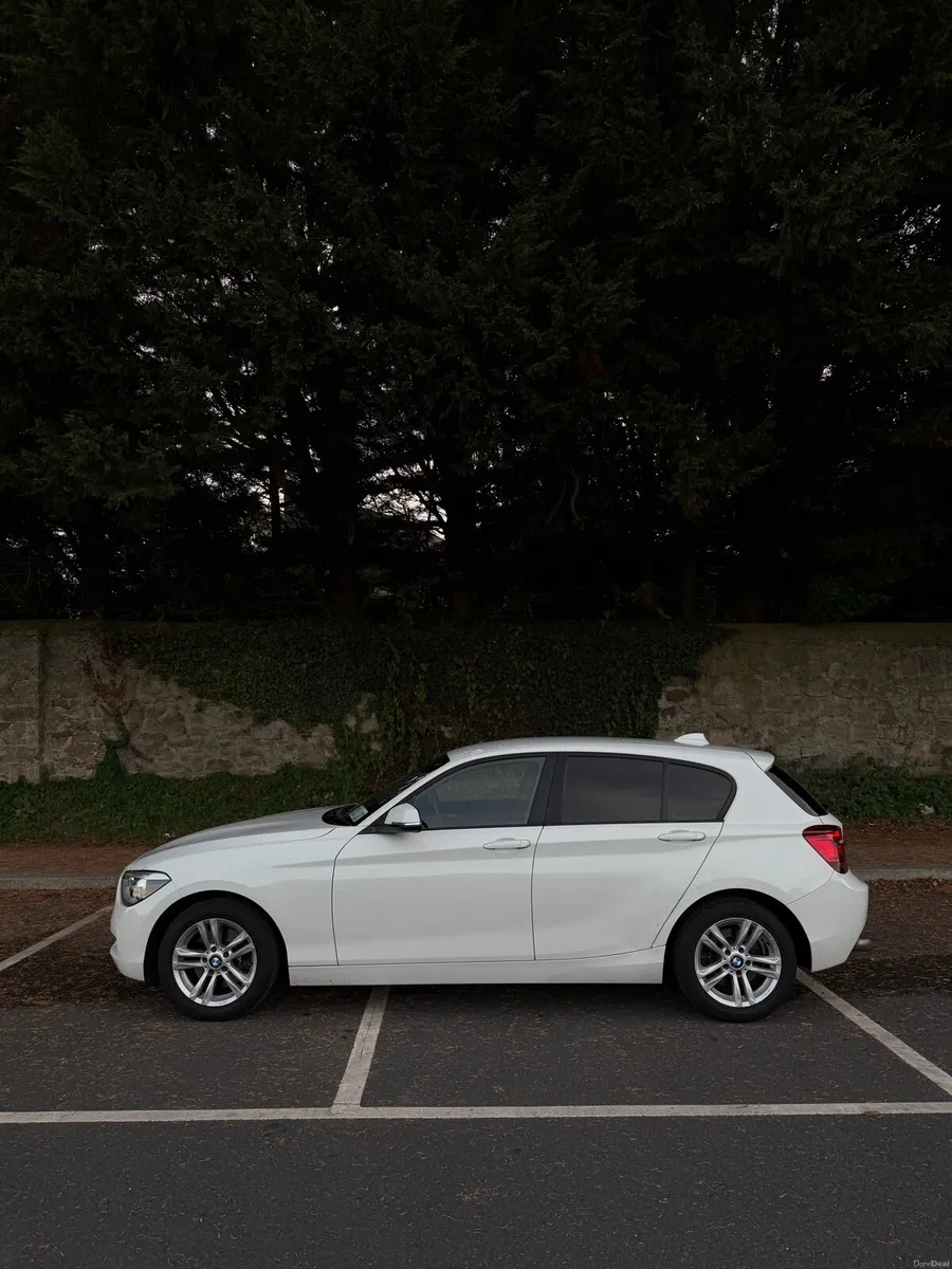 2013 BMW 1 Series 116i Automatic - Image 2