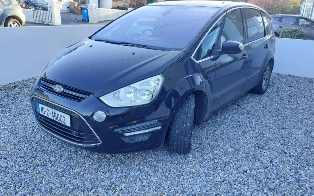 Ford S-Max 2010 - Image 1