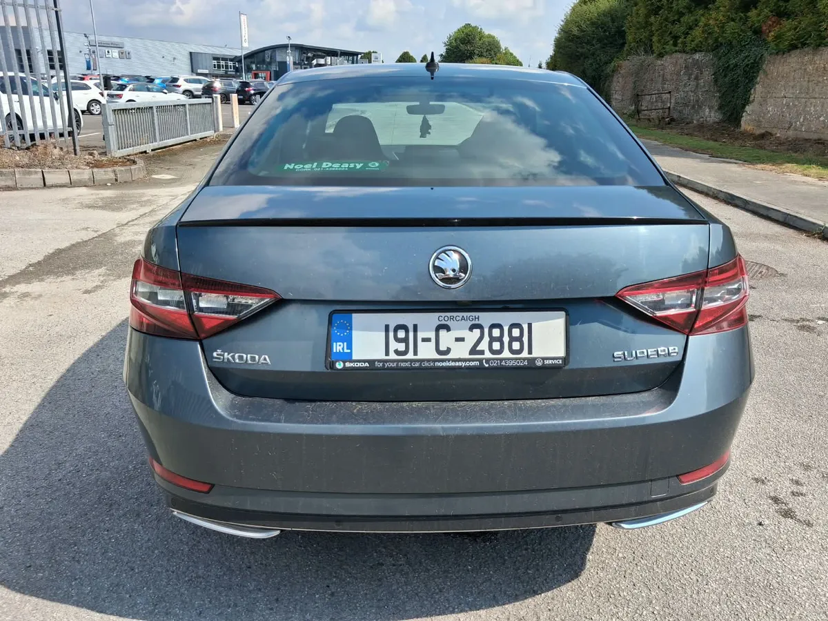 2019 Skoda Superb sport line - Image 4