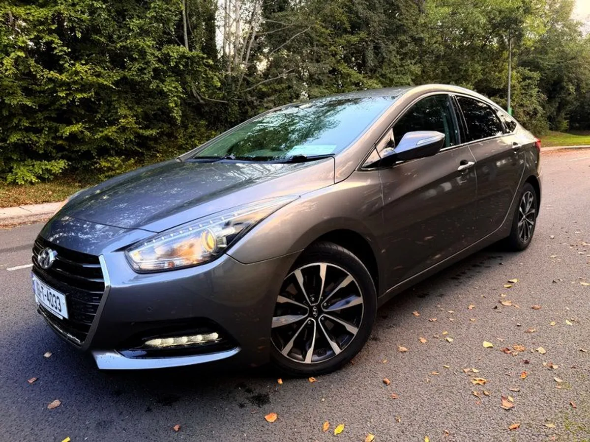 2016 Hyundai i40 - Image 1