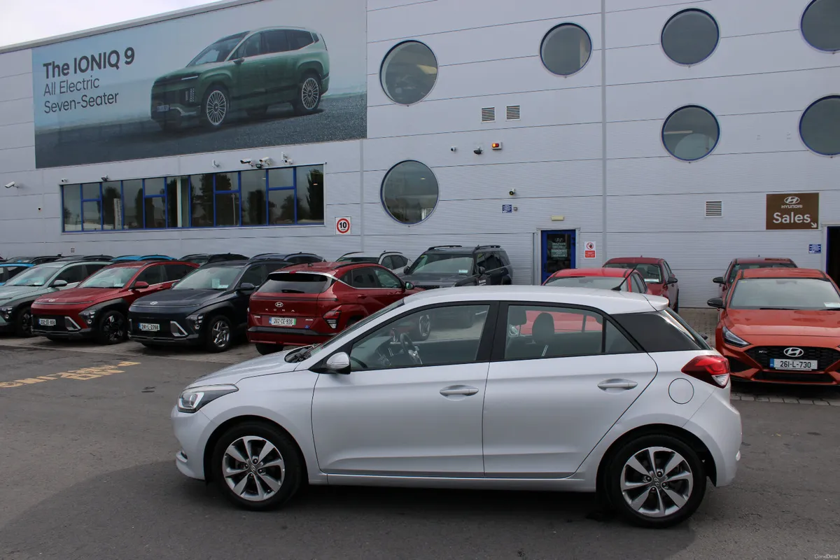 Hyundai i20 2016 - Image 2