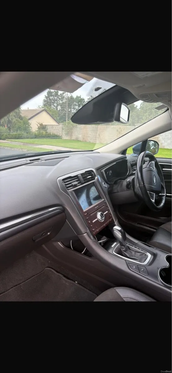 Ford Mondeo - Petrol Hybrid - Image 5