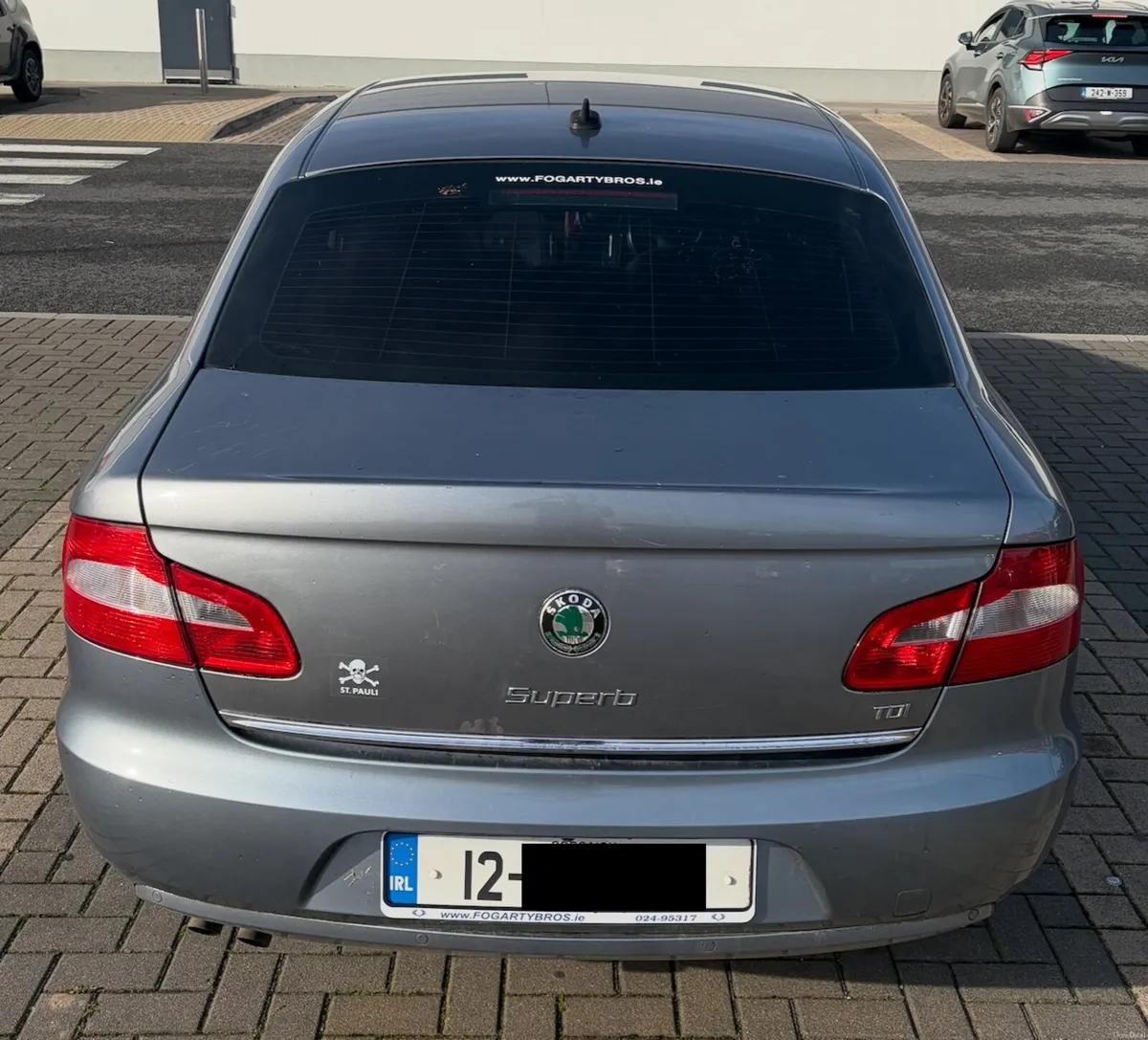 2012 Skoda Superb 1.6l Diesel Elegance - Image 2