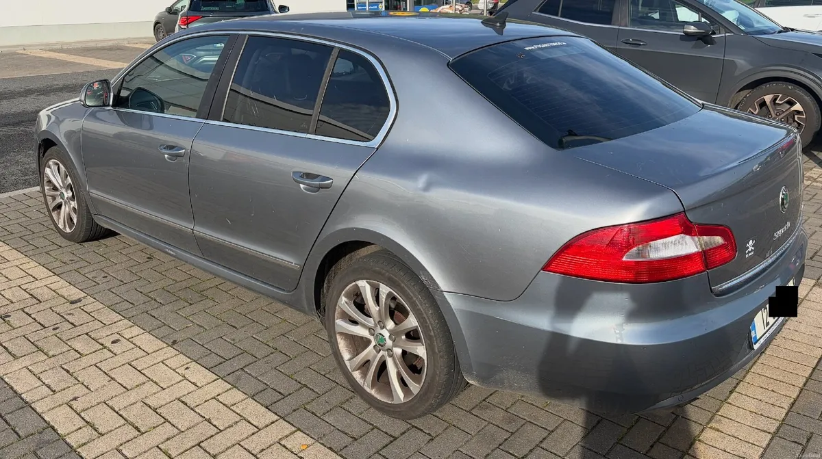 2012 Skoda Superb 1.6l Diesel Elegance - Image 6