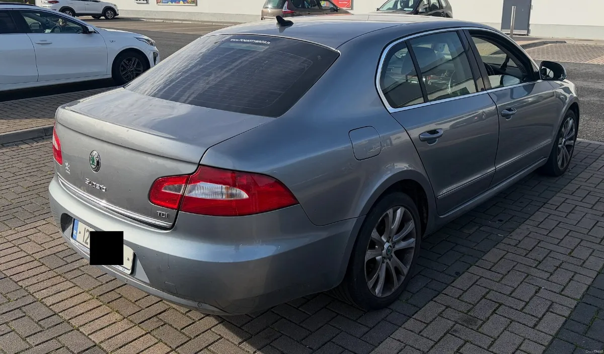 2012 Skoda Superb 1.6l Diesel Elegance - Image 4